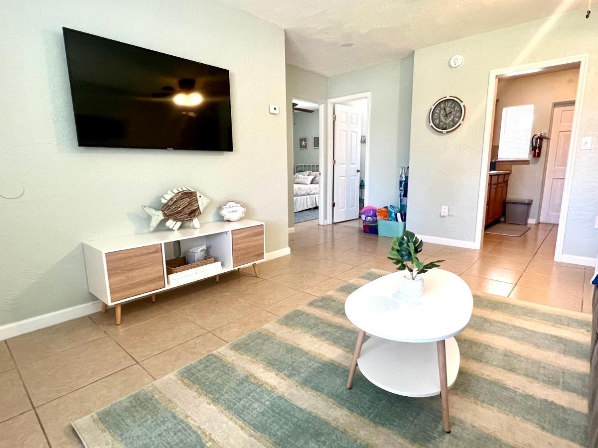 Villa Beach Bungalow In Downtown Cocoa Beach Extérieur photo
